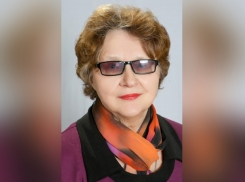 Наставник волгодонского школьника-победителя Всероссийской олимпиады получит премию губернатора