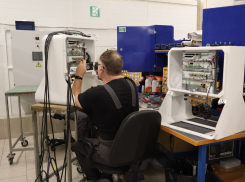 Как оставшиеся без работы инженеры из Волгодонска заработали миллиард рублей на инновационных бензоколонках 