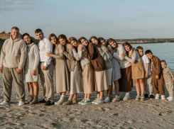 Мать 12 детей из Волгодонска Надежда Лещенко наконец-то станет «Героиней»