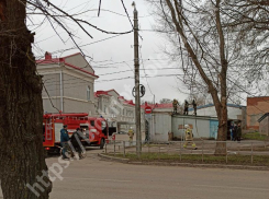 Во дворе здания администрации Волгодонска произошел пожар
