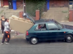 Магазин предложил жителю Волгодонска самому отвезти «просевшие» диван и кресло в ростовский сервис