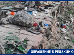 «Битые бутылки и прочий мусор»: волгодонцы жалуются на безобразие во дворе МКД