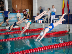 Около 250 пловцов приехали в Волгодонск для участия в турнире в честь Юлии Ефимовой