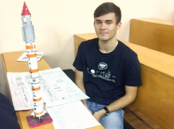 Талантливый волгодонец создал точную модель космической ракеты