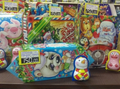 Создать сладкий новогодний подарок предлагают в кондитерском магазине «К чаю»