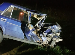 Жуткая авария на трассе Ростов - Волгодонск: водитель «шестерки» уснул за рулем