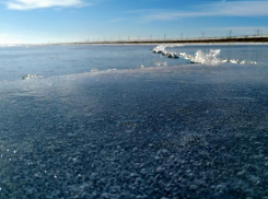 Волгодонцев предупредили об опасности выхода на тонкий лед