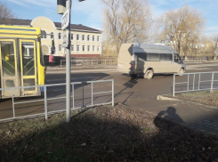 После ДТП с 12-летним пешеходом-нарушителем возле «Авангарда» ГИБДД напомнило детям о ПДД