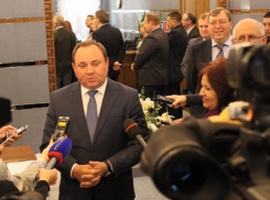 Новый председатель Заксобрания области предложил Виктору Дерябкину пролоббировать в Госдуме закон о «Детях войны»