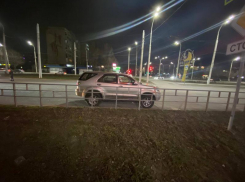 Девятилетний ребенок и 42-летний водитель пострадали в вечернем ДТП на Строителей 
