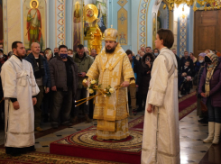Православные Волгодонска отмечают Рождество Христово