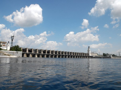 Уровень воды в Цимлянском водохранилище понизился почти на метр
