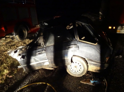 На дороге Дубовское-Заветное фура раздавила ВАЗ-2114 - 44-летний водитель легковушки погиб на месте