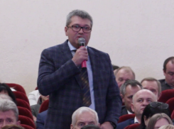 Предприниматель призвал власти Волгодонска «поздороваться» с теми, кто нелегально работает в гаражах 