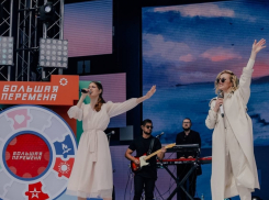 17-летняя волгодончанка спела на сцене вместе с Полиной Гагариной