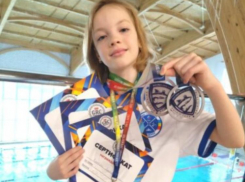 Серебряным призером Международных соревнований по плаванию стала волгодончанка Арина Кребель
