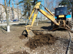 Коммунальные службы активно убирают город после зимы