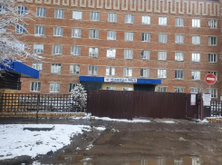 Два пациента скончались в ковидном госпитале за сутки 