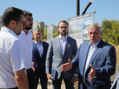 «Парк дураков?»: губернатор Голубев  удивился отсутствию деревьев и пруда в Молодежном парке