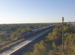 ФПК остановила движение поездов через Волгодонск из-за крушения товарного состава в Орловском районе, составы пустили в обход через Ростов