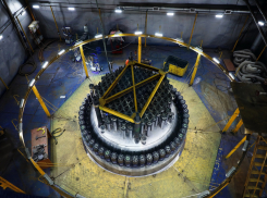 На «Атоммаше» испытали дистиллированной водой третий реактор для Индии 