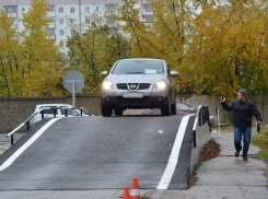 Волгодонские семьи доказали, что знают ПДД и умеют управлять машиной