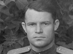 Под Константиновском памятник летчику-герою взяли под охрану государства