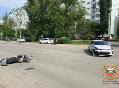 Молодой водитель на «Киа» сбил мотоциклиста на Кошевого 