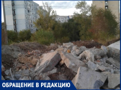 Пожароопасная свалка строительного мусора образовалась на улице Весенней