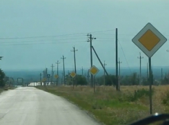 Автомобилисты высмеяли «самую главную дорогу» в Цимлянске 