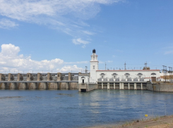 Маловодье помешало нарастить выработку электроэнергии на Цимлянской ГЭС