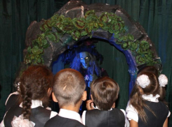 В Волгодонск приехала выставка сказочных восковых фигур