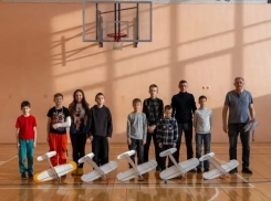 Первоклассник под командованием Ребенка завоевал первое место в соревнованиях на кордовых самолетах 