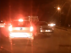 Уставшие от автохамства волгодонцы сняли видео многочисленных нарушений на улице Железнодорожная 