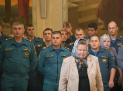 Пожарные и спасатели Волгодонска приняли участие в в богослужении в честь иконы Божией Матери «Неопалимая Купина»
