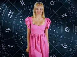 Овнам следует учиться, Тельцам – решать финансовые вопросы, Водолеям - остерегаться автомобилей: гороскоп на неделю от Нины
