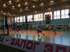 Волгодонские волейболисты победили «богатырей» из Таганрога