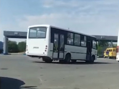 Из-за сбоев на метановой заправке автобусы и маршрутки не могут выйти на линию в Волгодонске