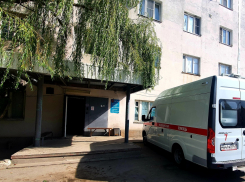 Из-за роста заболеваемости волгодонцам приходится ждать «скорую» по пять часов