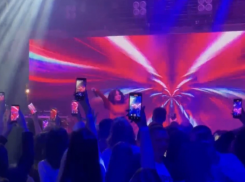 Таня «Инфинити» с треском опозорилась в родном городе: очевидцы предполагают, что певица была пьяна или под веществами 