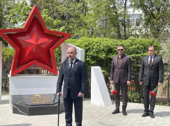 Памятник ветеранам Великой Отечественной войны после реконструкции открыли в Волгодонске