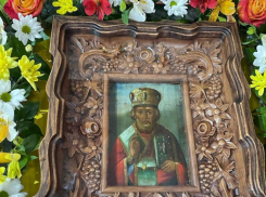 Православные Волгодонска отмечают День памяти святителя Николая Чудотворца