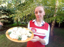 Елена Кудряшова осталась довольна тем, как приготовила вареники с грибами