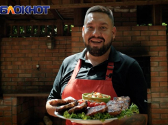 Антрекот в соусе барбекю и аджапсандали: что приготовить на мангале, когда шашлык уже надоел