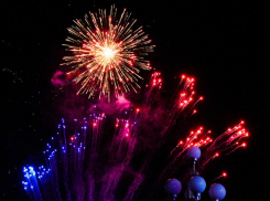 Где запрещено покупать пиротехнические изделия рассказали волгодонцам 