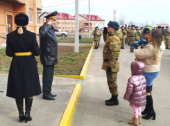 Семьи военнослужащих, охраняющих Ростовскую АЭС, получили квартиры в новостройке