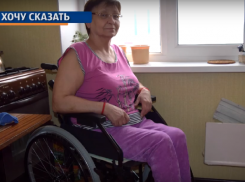 «Хочу сказать»: женщина-инвалид из-за отсутствия пандусов превратилась в пленницу своей квартиры 