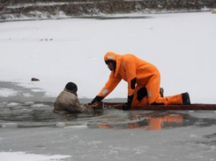 В больнице скончался от обморожения спасённый в районе порта Волгодонска рыбак