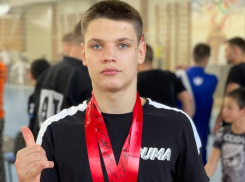 «Золото» чемпионата конфедерации по бразильскому джиу джитсу завоевал волгодонец Владислав Первилов