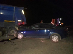 Двухлетний ребенок и его мама пострадали в ДТП с грузовиком в Зимовниковском районе 